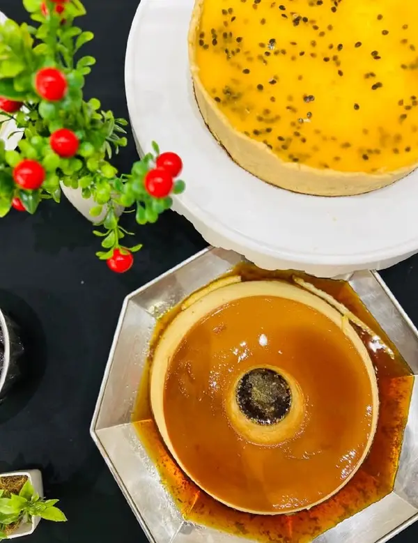 Salgados finos com opções vegetarianas e variedade de sabores do Buffet Chef Carine Leis