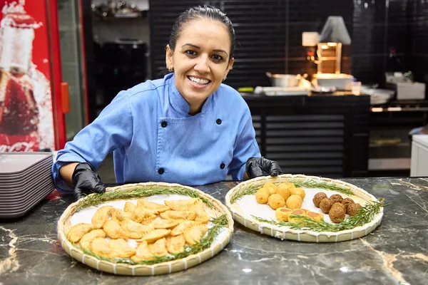 Chef Carine Leis